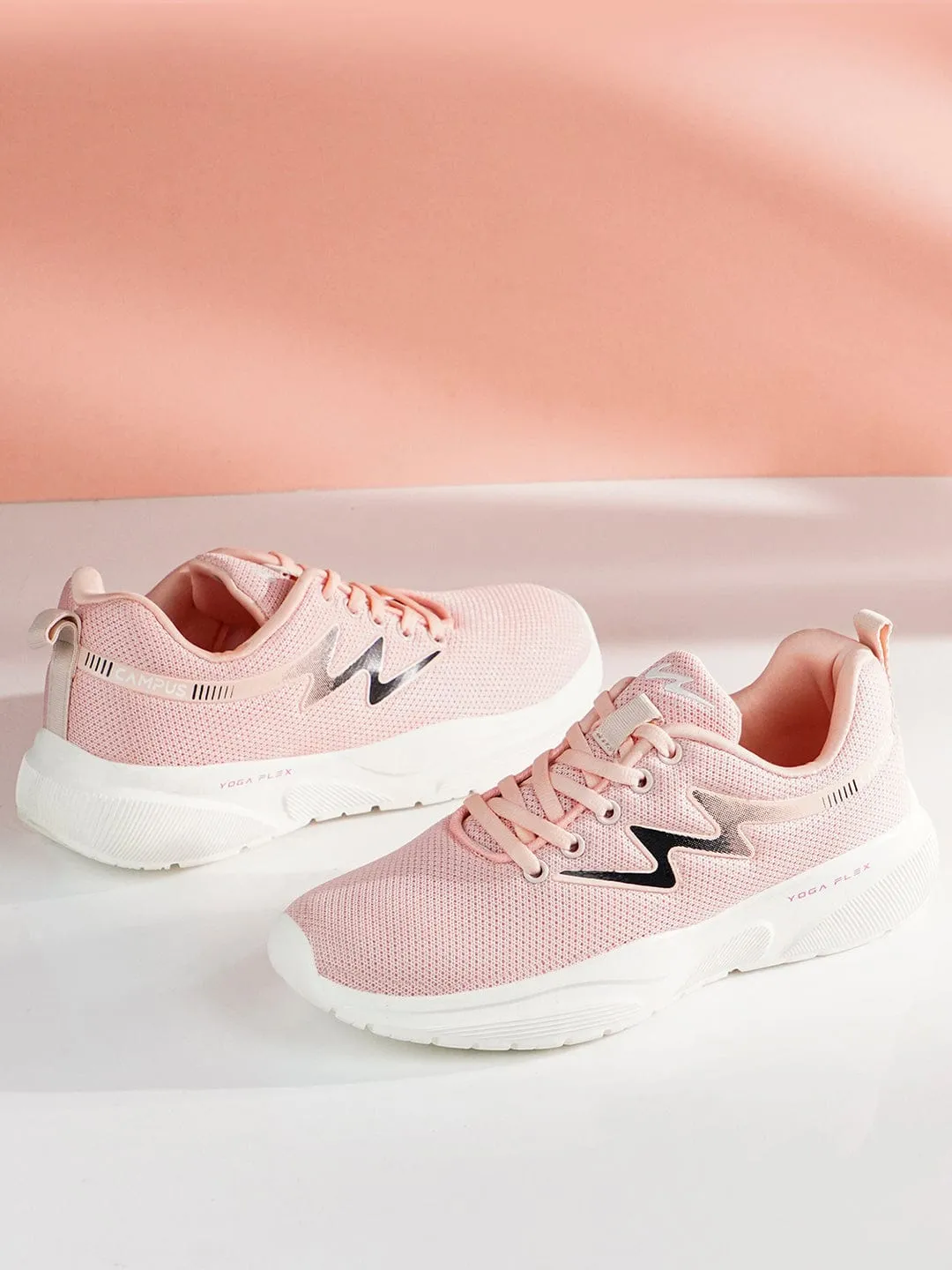 CAMP-TRAPPY Pink Women's Running Shoes