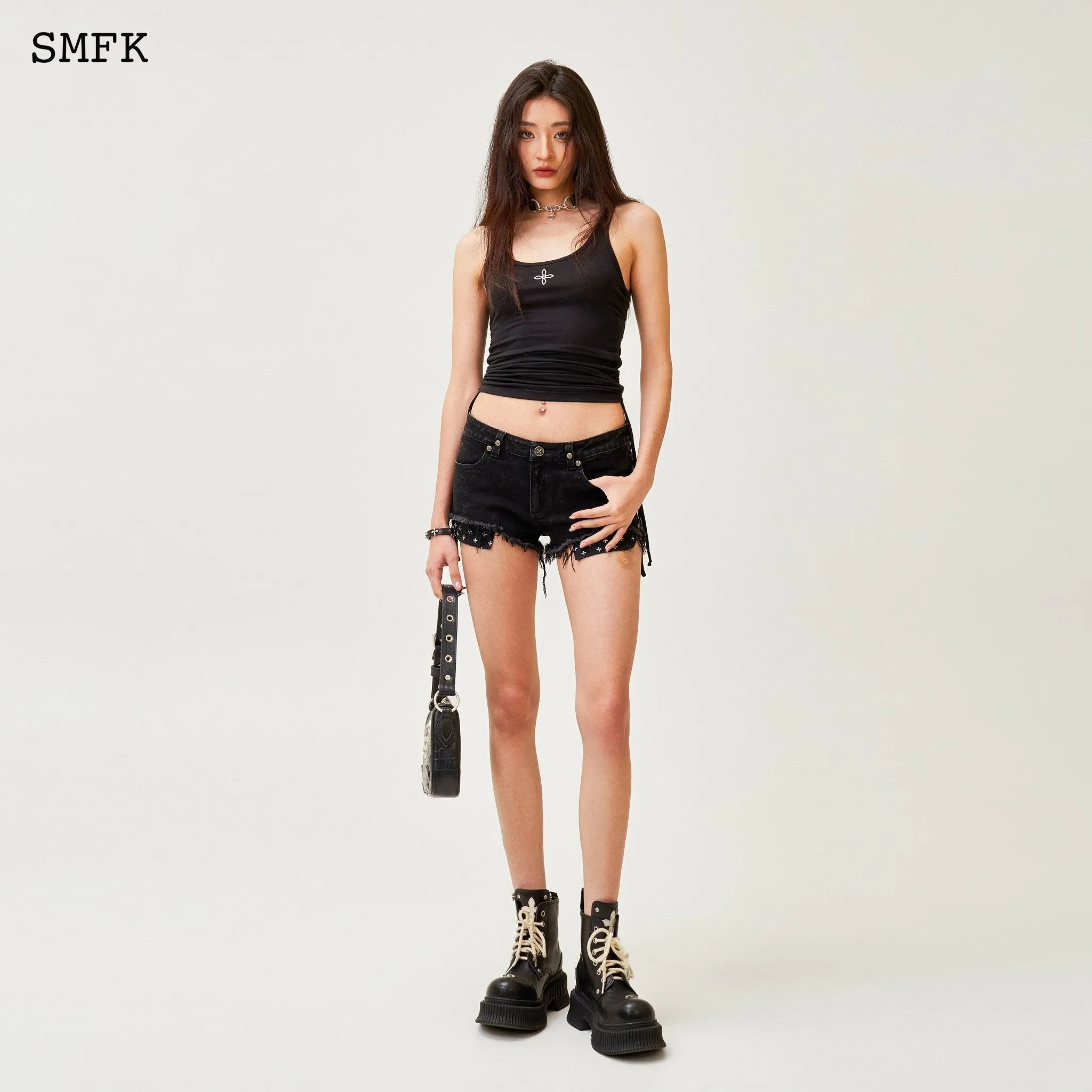 Compass Classic Shutter Sporty Vest In Black