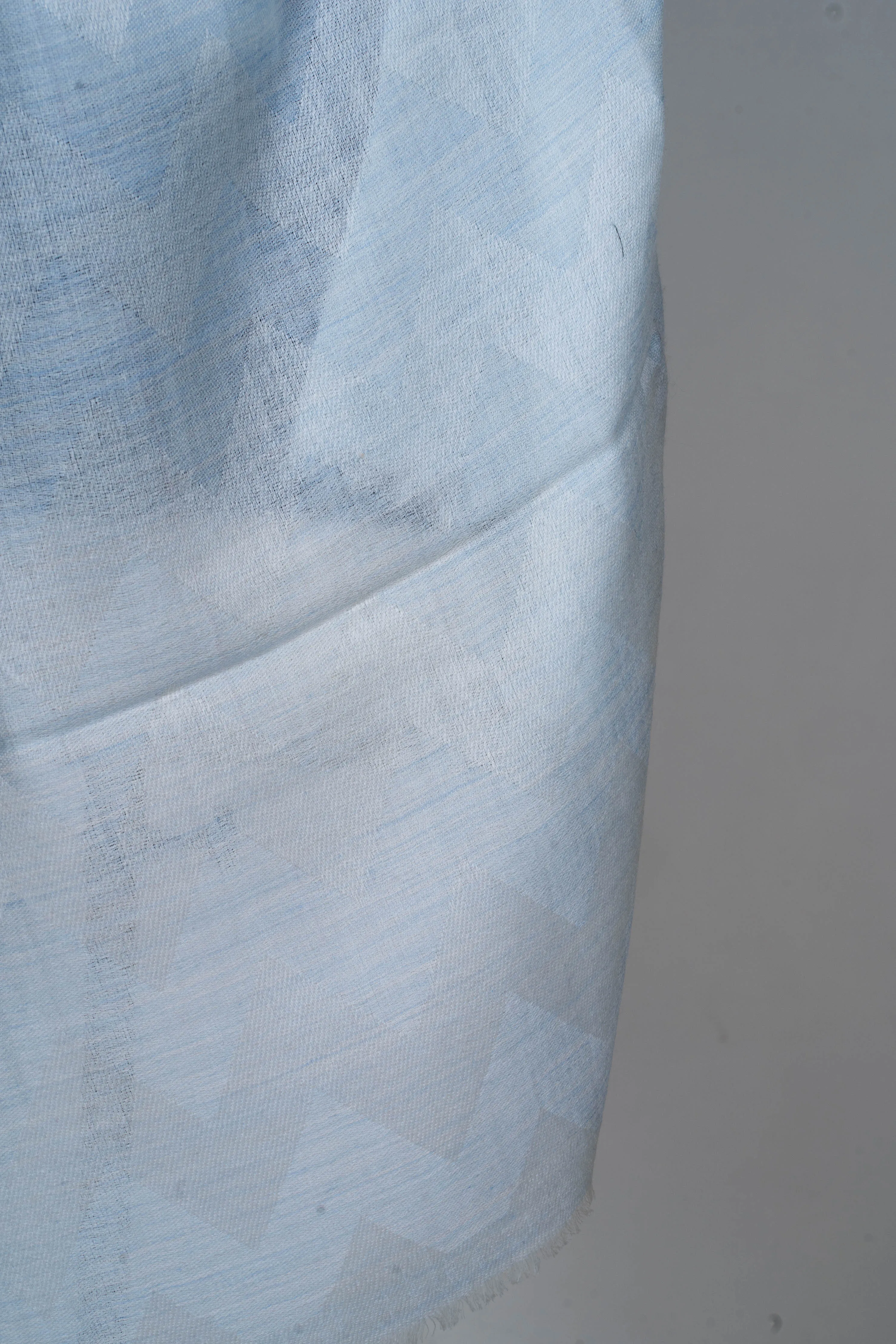 Icy Elegance: Plain Merino Wool Scarf in Soft Pastel Blue